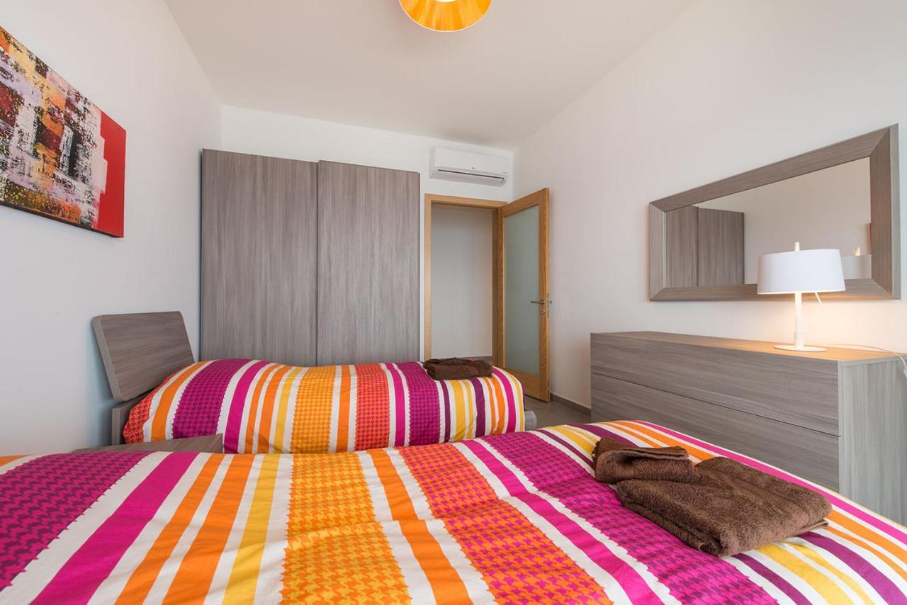 Seafront Luxury Apartment With Pool Sliema Ngoại thất bức ảnh