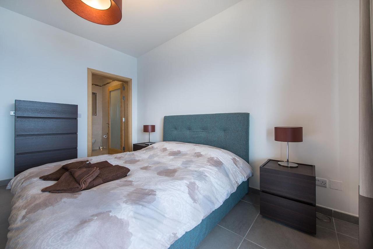 Seafront Luxury Apartment With Pool Sliema Ngoại thất bức ảnh