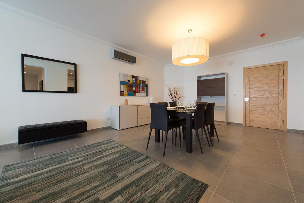 Seafront Luxury Apartment With Pool Sliema Ngoại thất bức ảnh