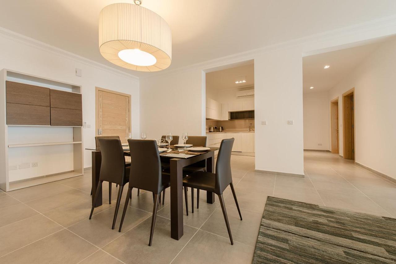 Seafront Luxury Apartment With Pool Sliema Ngoại thất bức ảnh